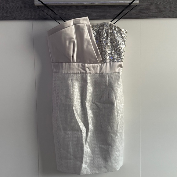 lord and taylor silver dress Lord & Taylor | Dresses | Lord Taylor Silver Sequin Cocktail Dress